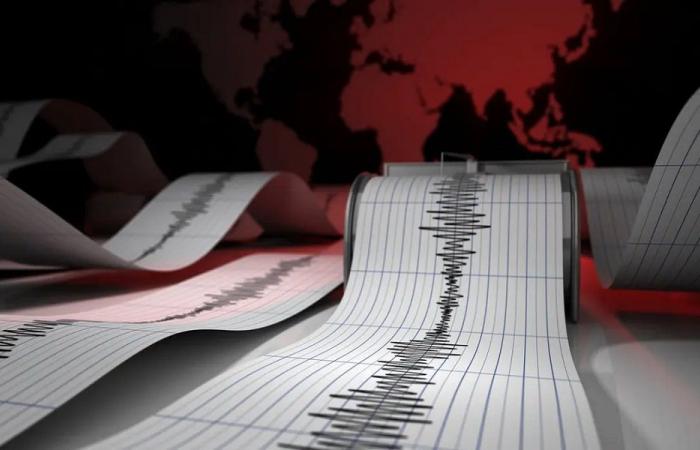 هزة بقوة 4 درجات في البحر الميت