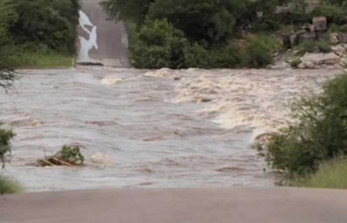 الفيضانات قتلت أكثر من 100 شخص في جنوب أفريقيا وموزمبيق وزيمبابوي