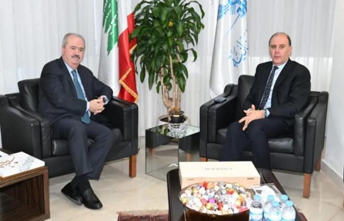 اجتماع نقدي بين جابر وسعيد