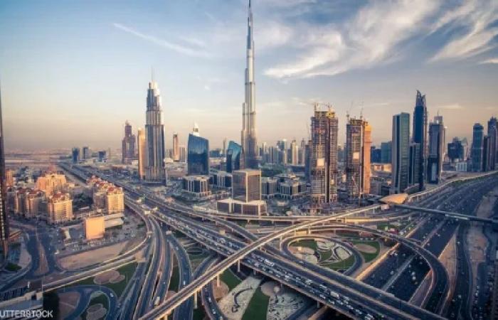 4 إصابات جراء سقوط مسيرتين بمحيط مطار دبي