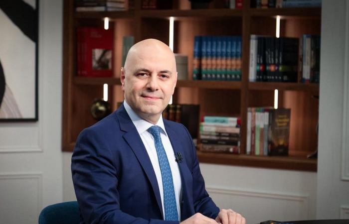 حاصباني رداً على قماطي: على هؤلاء الوزراء الانسحاب من الحكومة