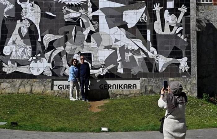 أبعد من مجرد "لوحة".. كيف يعيد الفن صياغة نظرتنا للكون والحياة؟