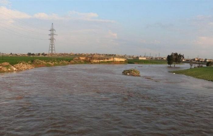 بسبب الفيضانات.. إجلاء عشرات العائلات في الحسكة (صور)