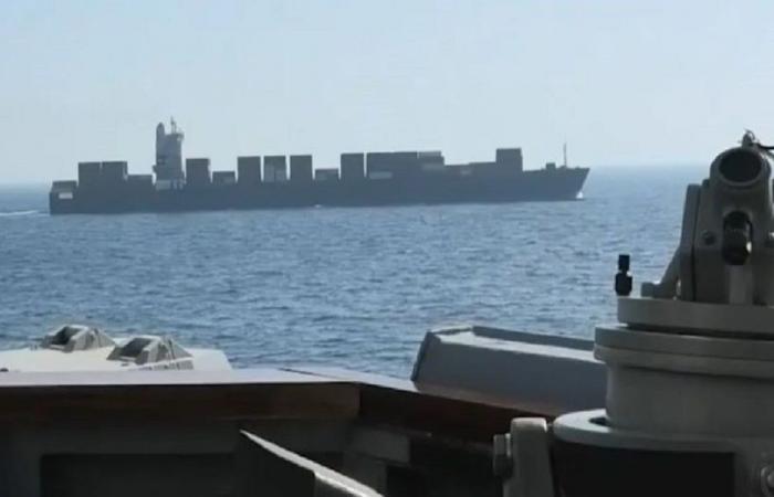 ما مصير السفينة الإيرانية التي احتجزتها البحرية الأميركية؟