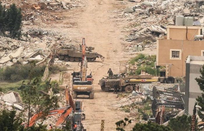 الجيش الإسرائيلي يحضر لمسح عشرات القرى اللبنانية