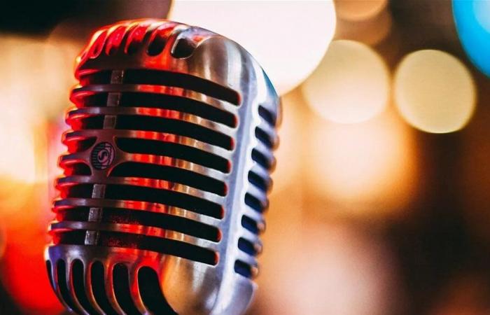 فنان في ورطة.. العثور على جثة ابنة الـ 14 عاما داخل سيارته (صور)