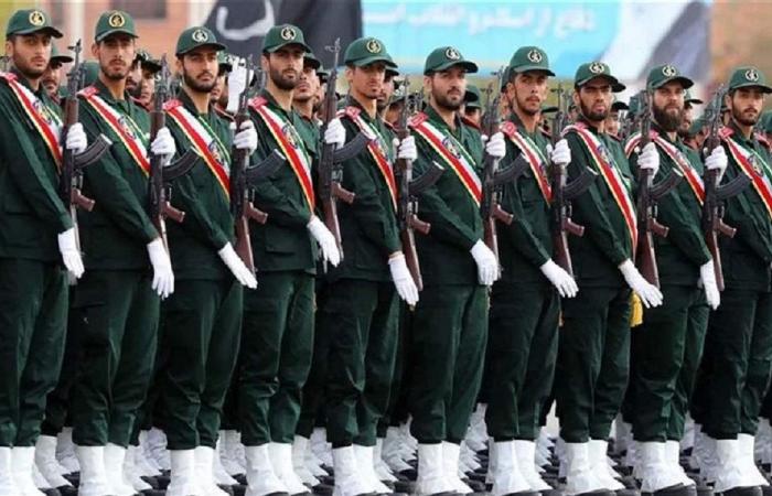 الحرس الثوري يعلن استهداف قاعدة عسكرية بالأردن