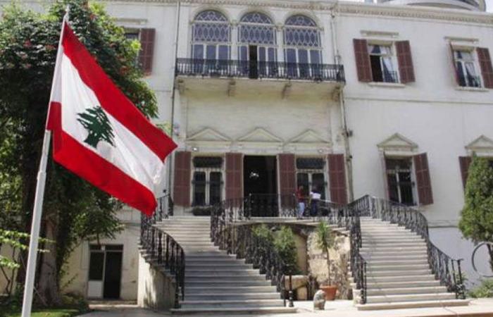 “الخارجية” تنتصر لهوية أدباء المهجر