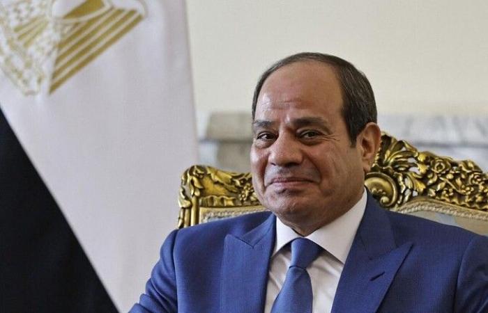 ملك ماليزيا يمنح السيسي أرفع وسام اتحادي في البلاد